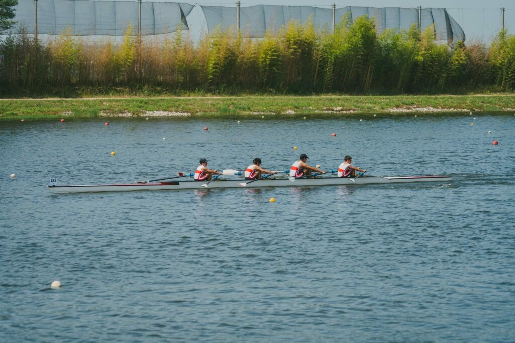 1v