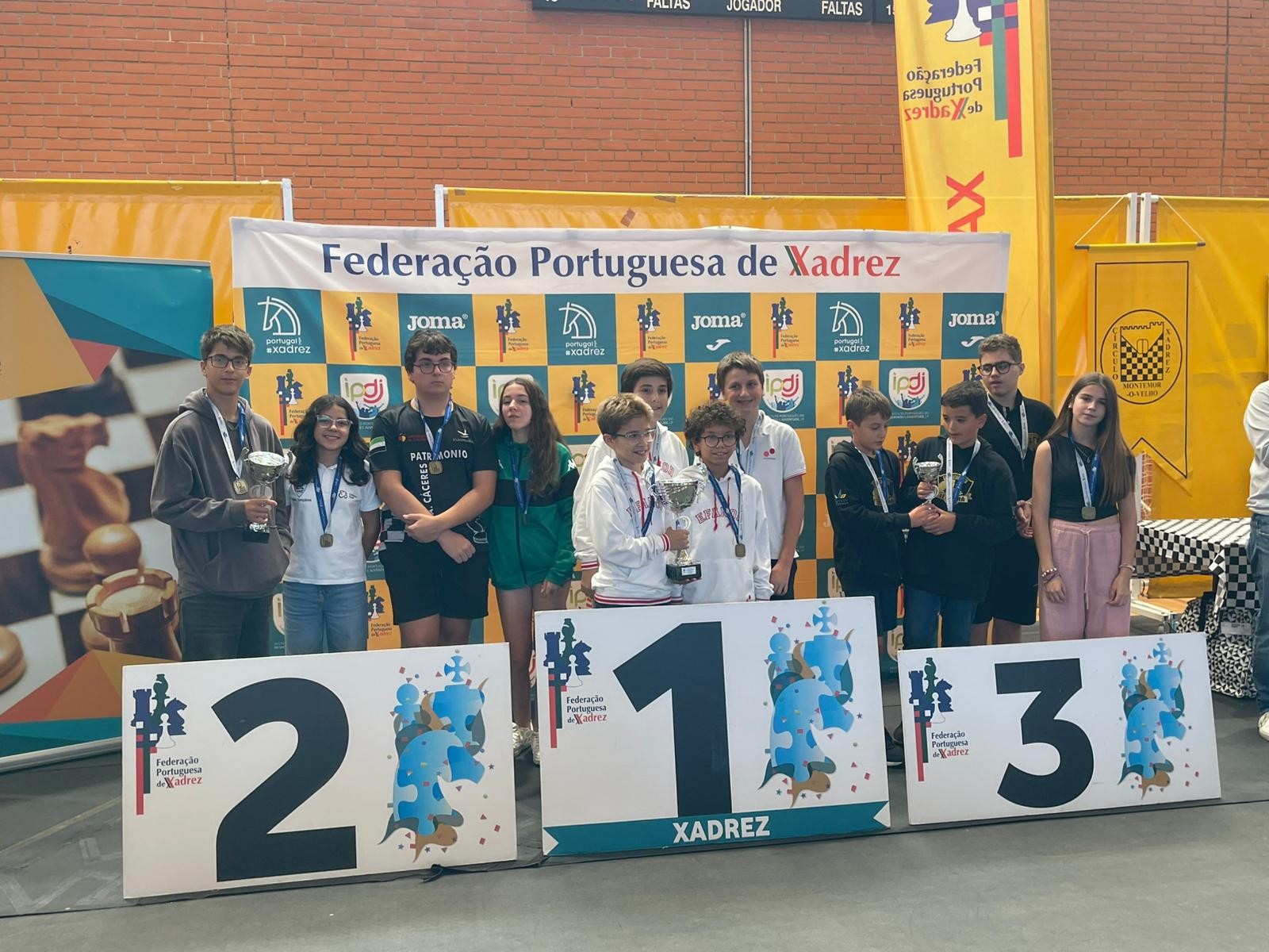 549922028 24568214632787861 3379832247581264562 n